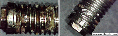 Lab test 01 — failed implant surface before and after debridement with the NiTi Brush
